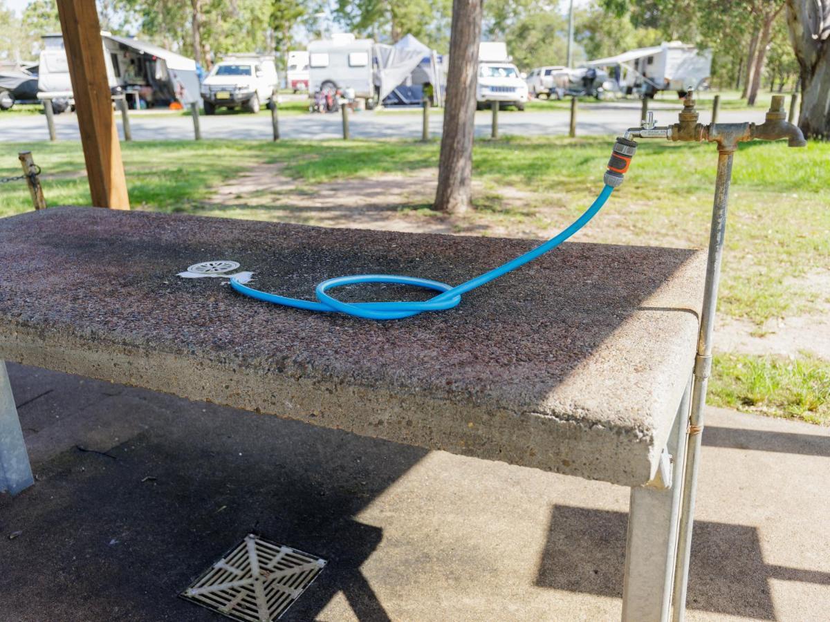 Nrma Lake Somerset Holiday Park Kilcoy Extérieur photo