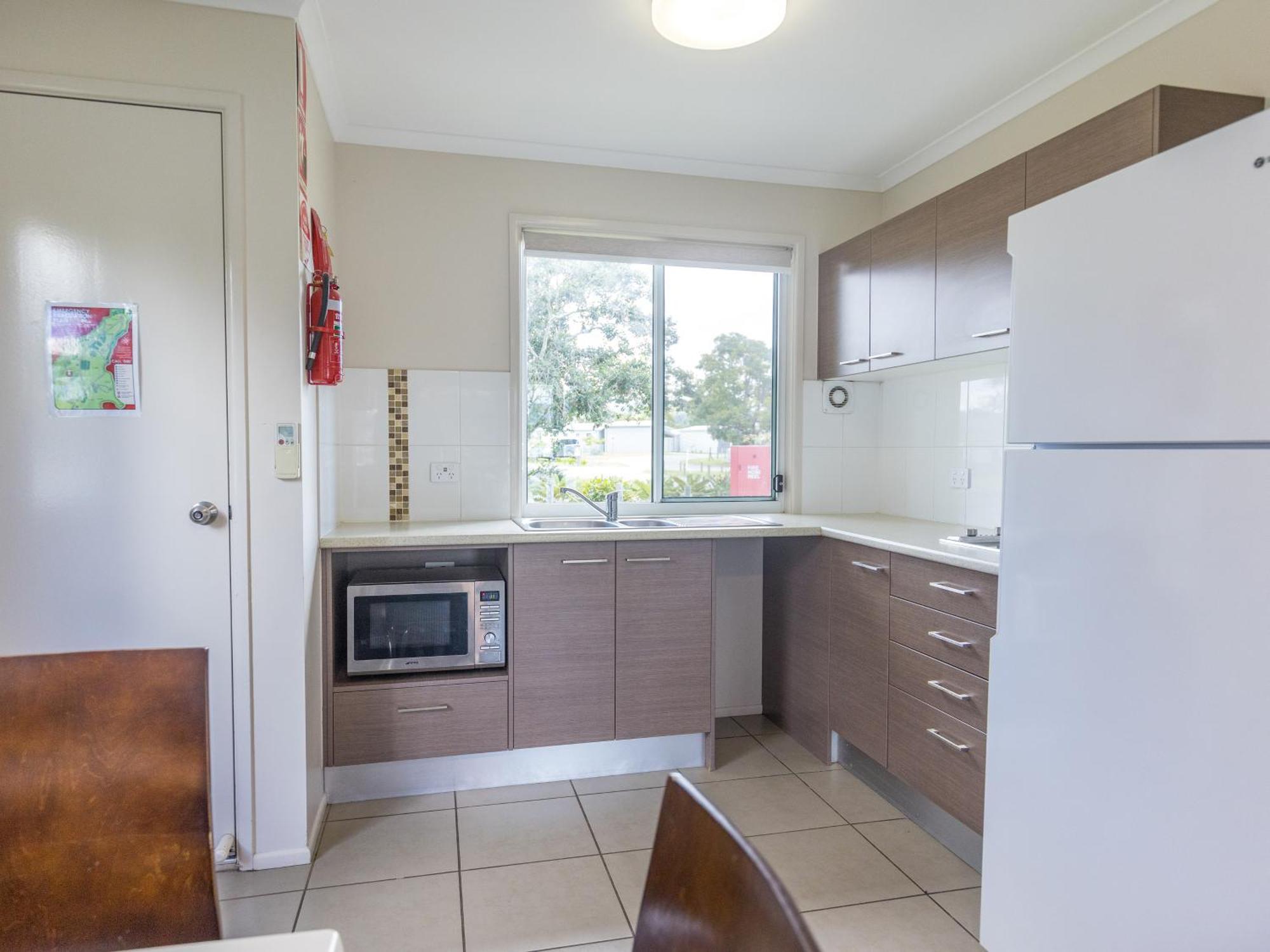 Nrma Lake Somerset Holiday Park Kilcoy Chambre photo