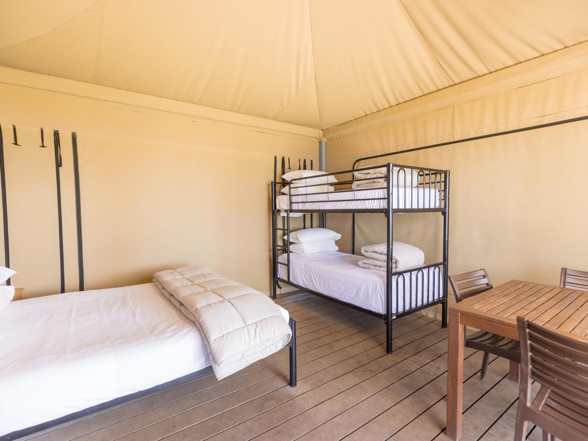 Nrma Lake Somerset Holiday Park Kilcoy Chambre photo